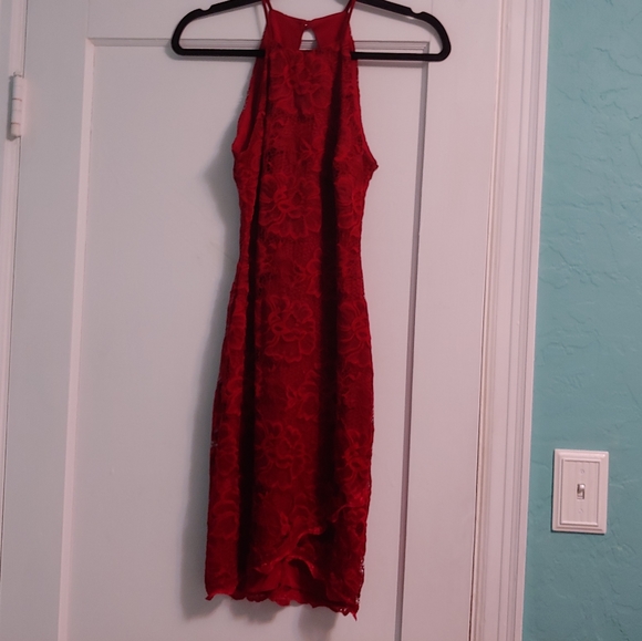 B Darlin red lace dress - Picture 2 of 8